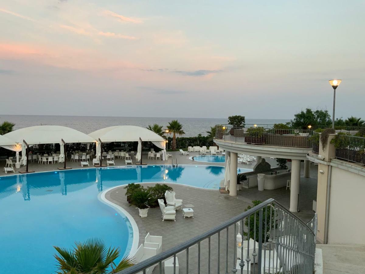 Grand Hotel Balestrieri Torre Melissa Eksteriør bilde